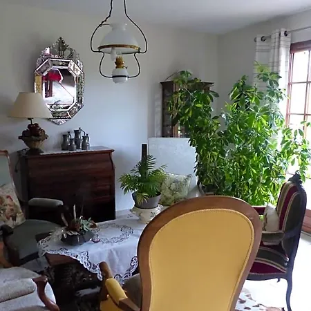 La Tranquilite Bed & Breakfast 3*