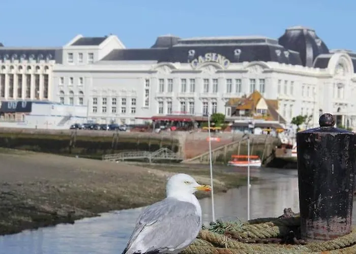 La Tranquilite Bed & Breakfast Beuzeville